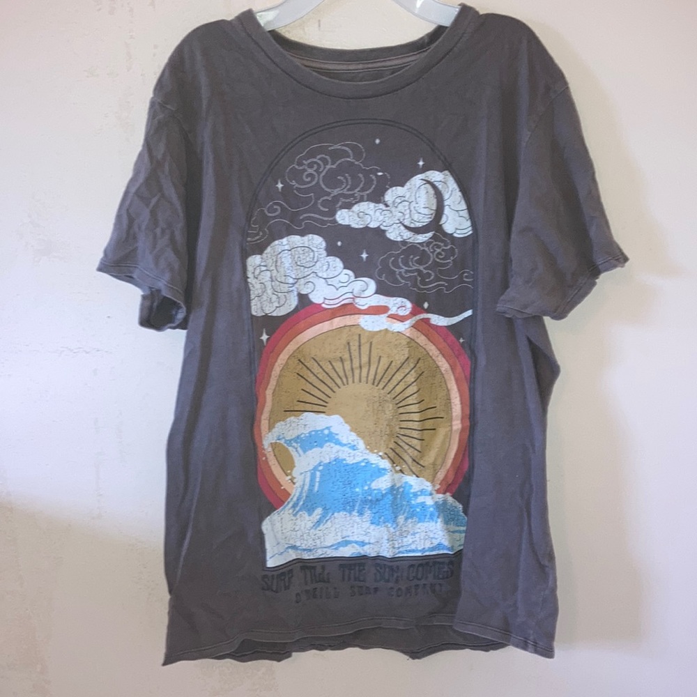 O’neill shirt Xs with sun and ocean on front